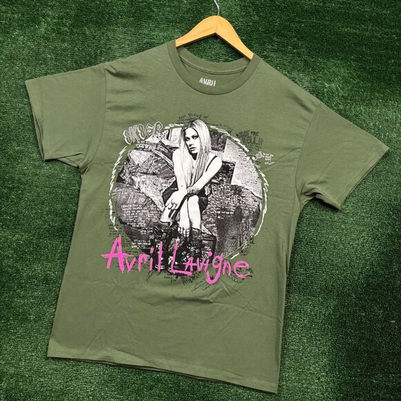 Avril Lavigne The Best Damn Thing Album T-Shirt Size Extra Large - Picture 3 of 4